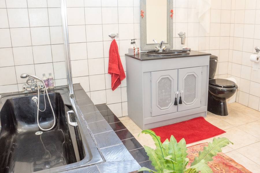 3 Bedroom Property for Sale in Oyster Bay Eastern Cape
